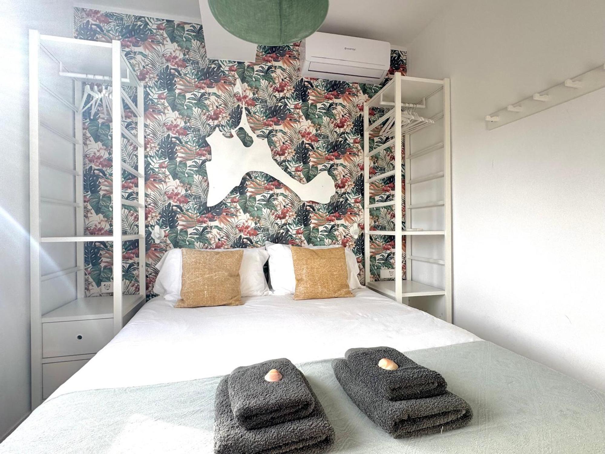 Appartement Nobe Es Pujols Proche Plage, Vue Mer エクステリア 写真